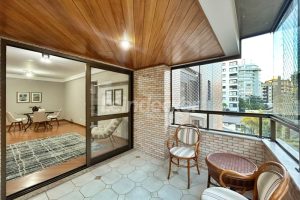 Apartamento para alugar com 118m², 3 dormitórios, 2 vagas no bairro Petrópolis em Porto Alegre - Foto 4