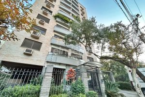 Apartamento para alugar com 118m², 3 dormitórios, 2 vagas no bairro Petrópolis em Porto Alegre - Foto 26