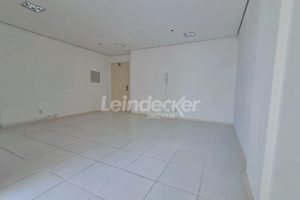 Sala para alugar com 38m² no bairro Floresta em Porto Alegre - Foto 4