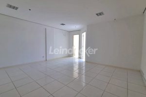 Sala para alugar com 38m² no bairro Floresta em Porto Alegre - Foto 5