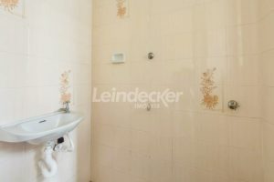 Apartamento para alugar com 84m², 2 dormitórios, 2 vagas no bairro Petrópolis em Porto Alegre - Foto 9