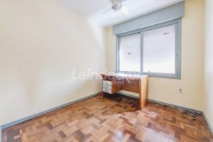 Apartamento para alugar com 84m², 2 dormitórios, 2 vagas no bairro Petrópolis em Porto Alegre - Foto 11