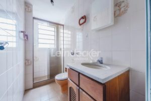 Apartamento para alugar com 84m², 2 dormitórios, 2 vagas no bairro Petrópolis em Porto Alegre - Foto 12