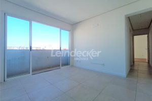 Apartamento para alugar com 58m², 2 dormitórios, 1 vaga no bairro Menino Deus em Porto Alegre - Foto 2