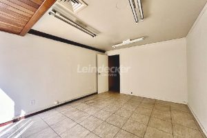 Sala para alugar com 60m² no bairro Centro em Porto Alegre - Foto 11