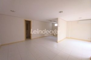 Sala para alugar com 56m² no bairro Rio Branco em Porto Alegre - Foto 2
