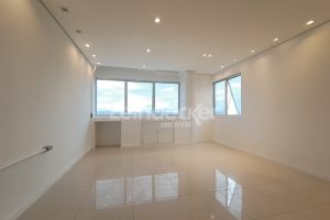 Sala para alugar com 36m², 1 vaga no bairro Jardim Botânico em Porto Alegre - Foto 2