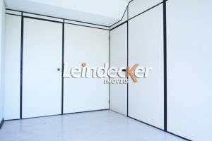 Sala para alugar com 54m², 1 vaga no bairro Centro em Porto Alegre - Foto 7