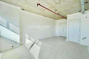 Sala para alugar com 30m² no bairro Teresópolis em Porto Alegre - Foto 5