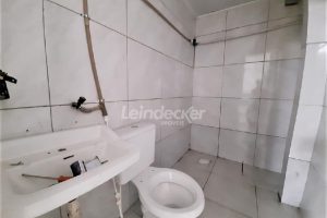 Depósito para alugar com 270m², 2 vagas no bairro Sarandi em Porto Alegre - Foto 5