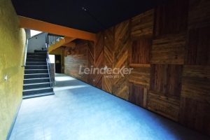 Casa Comercial para alugar com 120m², 3 dormitórios no bairro Cidade Baixa em Porto Alegre - Foto 2