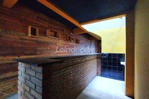 Casa Comercial para alugar com 120m², 3 dormitórios no bairro Cidade Baixa em Porto Alegre - Foto 14