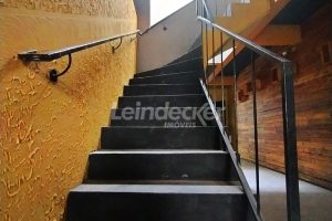 Casa Comercial para alugar com 120m², 3 dormitórios no bairro Cidade Baixa em Porto Alegre - Foto 17