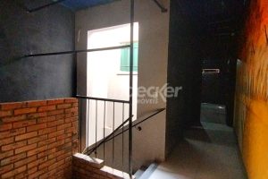 Casa Comercial para alugar com 120m², 3 dormitórios no bairro Cidade Baixa em Porto Alegre - Foto 20