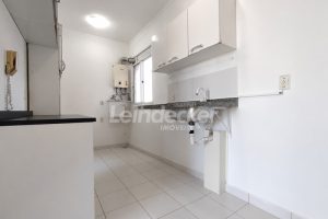 Apartamento para alugar com 53m², 2 dormitórios, 1 vaga no bairro Humaitá em Porto Alegre - Foto 6