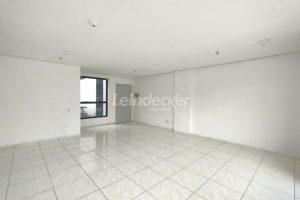 Sala para alugar com 45m² no bairro Centro em Porto Alegre - Foto 3