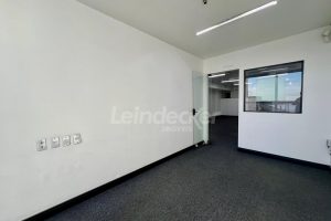 Sala para alugar com 41m² no bairro Centro em Porto Alegre - Foto 13