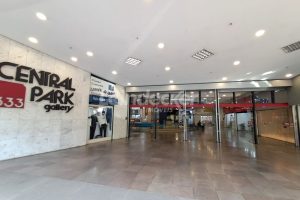 Sala para alugar com 36m², 1 vaga no bairro Independência em Porto Alegre - Foto 9