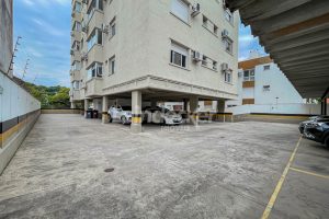 Apartamento para alugar com 71m², 2 dormitórios, 2 vagas no bairro Higienópolis em Porto Alegre - Foto 26