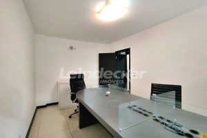 Sala para alugar com 32m² no bairro Rio Branco em Porto Alegre - Foto 2