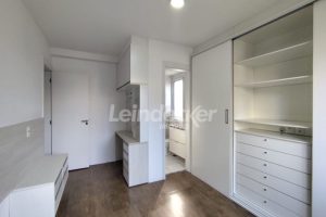 Apartamento para alugar com 70m², 3 dormitórios, 1 vaga no bairro Sarandi em Porto Alegre - Foto 9