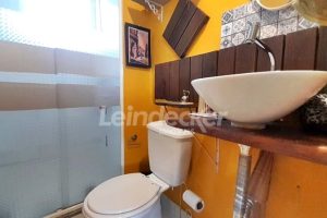 Apartamento para alugar com 65m², 3 dormitórios, 2 vagas no bairro Humaitá em Porto Alegre - Foto 11