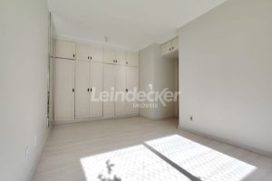 Apartamento para alugar com 89m², 2 dormitórios, 1 vaga no bairro Petrópolis em Porto Alegre - Foto 14