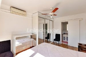 Apartamento para alugar com 104m², 3 dormitórios, 2 vagas no bairro Petrópolis em Porto Alegre - Foto 25