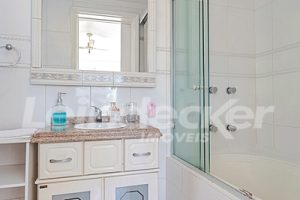 Apartamento para alugar com 104m², 3 dormitórios, 2 vagas no bairro Petrópolis em Porto Alegre - Foto 27