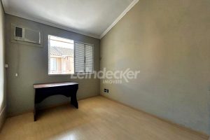 Casa em Condomínio para alugar com 77m², 2 dormitórios, 1 vaga no bairro Humaitá em Porto Alegre - Foto 17