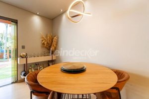 Casa para alugar com 96m², 3 dormitórios, 2 vagas no bairro Jardim Itu Sabará em Porto Alegre - Foto 7
