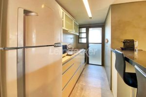 Apartamento para alugar com 86m², 2 dormitórios, 2 vagas no bairro Petrópolis em Porto Alegre - Foto 8
