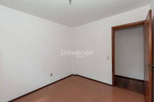 Apartamento à venda com 102m², 3 dormitórios, 1 suíte, 1 vaga no bairro Chácara das Pedras em Porto Alegre - Foto 25