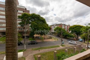 Apartamento à venda com 102m², 3 dormitórios, 1 suíte, 1 vaga no bairro Chácara das Pedras em Porto Alegre - Foto 29