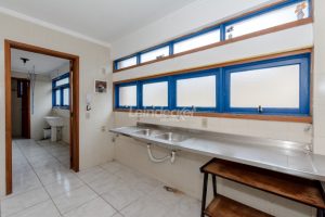 Apartamento à venda com 102m², 3 dormitórios, 1 suíte, 1 vaga no bairro Chácara das Pedras em Porto Alegre - Foto 15