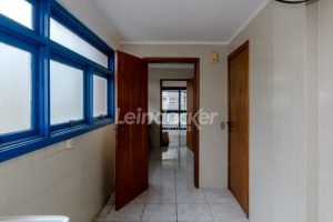 Apartamento à venda com 102m², 3 dormitórios, 1 suíte, 1 vaga no bairro Chácara das Pedras em Porto Alegre - Foto 40