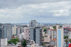 Apartamento à venda com 96m², 2 dormitórios, 1 suíte, 2 vagas no bairro Mont Serrat em Porto Alegre - Foto 23