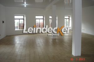 Prédio Comercial à venda com 461m² no bairro Floresta em Porto Alegre - Foto 7