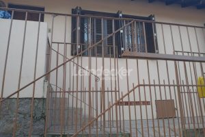 Casa à venda com 138m², 3 dormitórios, 1 suíte, 1 vaga no bairro Jardim Carvalho em Porto Alegre - Foto 3
