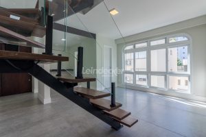 Cobertura à venda com 189m², 2 dormitórios, 2 suítes, 1 vaga no bairro Auxiliadora em Porto Alegre - Foto 3