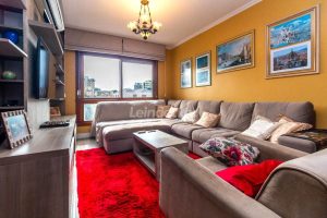 Apartamento à venda com 117m², 3 dormitórios, 1 suíte, 1 vaga no bairro Menino Deus em Porto Alegre - Foto 1
