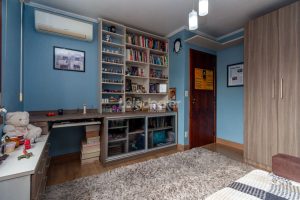 Apartamento à venda com 117m², 3 dormitórios, 1 suíte, 1 vaga no bairro Menino Deus em Porto Alegre - Foto 15