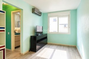 Apartamento à venda com 42m², 1 dormitório no bairro Jardim do Salso em Porto Alegre - Foto 1