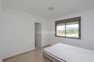 Apartamento à venda com 56m², 2 dormitórios, 1 suíte, 1 vaga no bairro Partenon em Porto Alegre - Foto 25