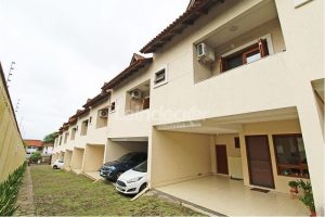 Casa em Condomínio à venda com 133m², 3 dormitórios, 1 suíte, 2 vagas no bairro Tristeza em Porto Alegre - Foto 28