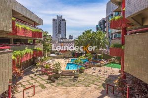 Cobertura à venda com 302m², 4 dormitórios, 1 suíte, 3 vagas no bairro Menino Deus em Porto Alegre - Foto 25
