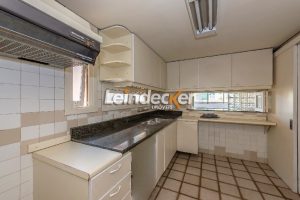 Cobertura à venda com 302m², 4 dormitórios, 1 suíte, 3 vagas no bairro Menino Deus em Porto Alegre - Foto 15