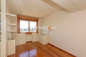 Cobertura à venda com 302m², 4 dormitórios, 1 suíte, 3 vagas no bairro Menino Deus em Porto Alegre - Foto 10