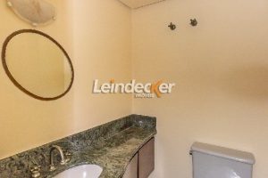 Cobertura à venda com 302m², 4 dormitórios, 1 suíte, 3 vagas no bairro Menino Deus em Porto Alegre - Foto 6