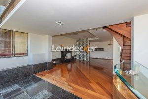 Cobertura à venda com 302m², 4 dormitórios, 1 suíte, 3 vagas no bairro Menino Deus em Porto Alegre - Foto 3